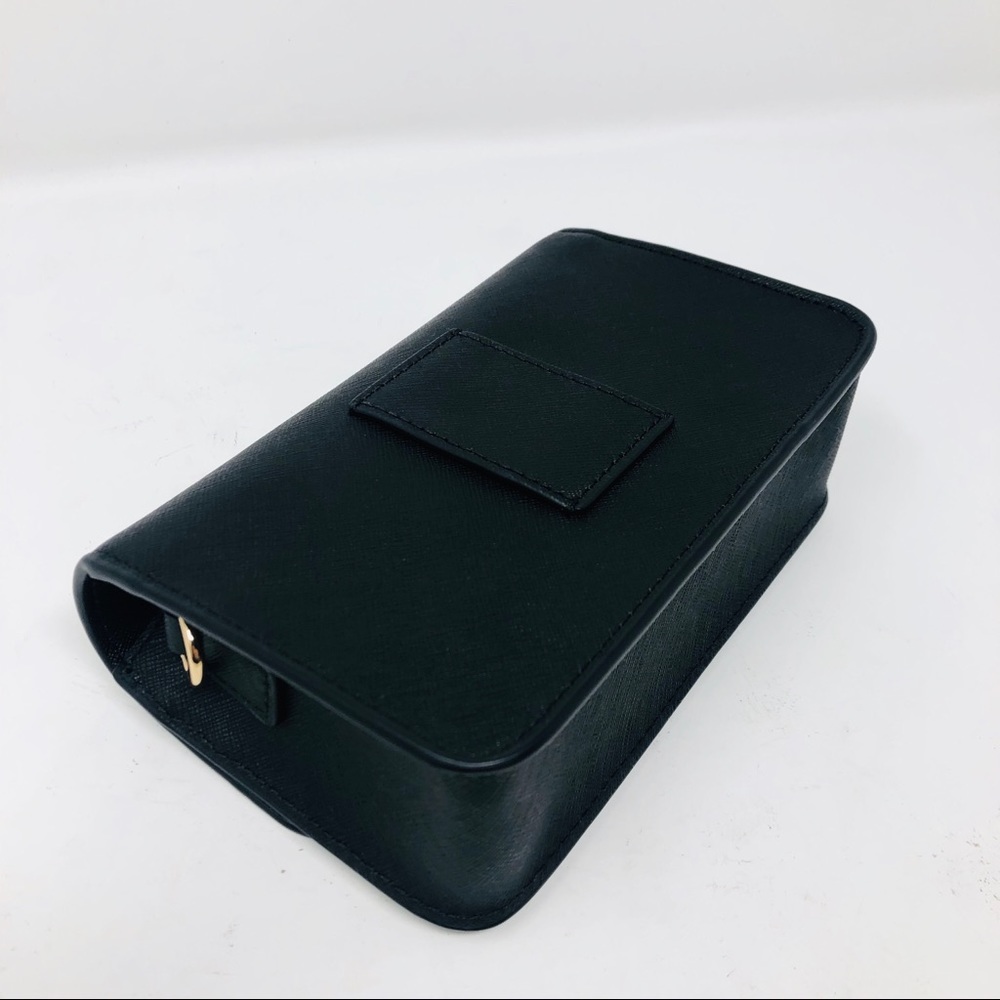 ❌SOLD❌TORY BURCH EMERSON MINI CONVERTIBLE BELT BAG - Picture 7 of 8